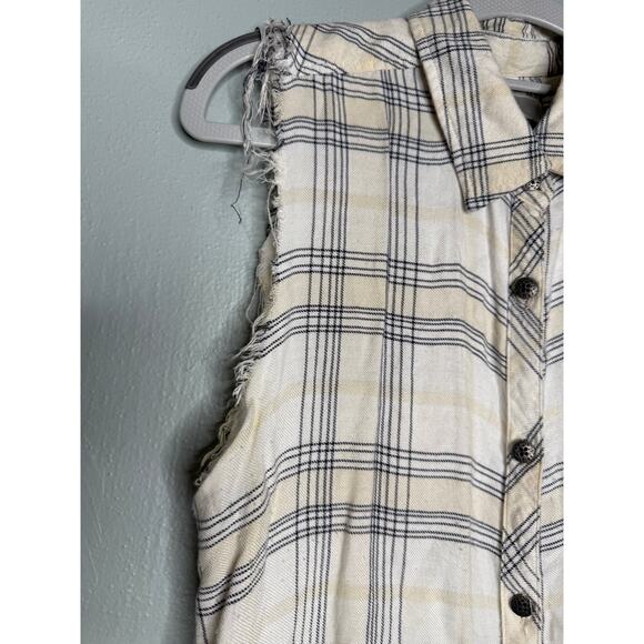 Harley Davidson cream and‎ black plaid back spell out sleeve cut off top - Picture 5 of 6